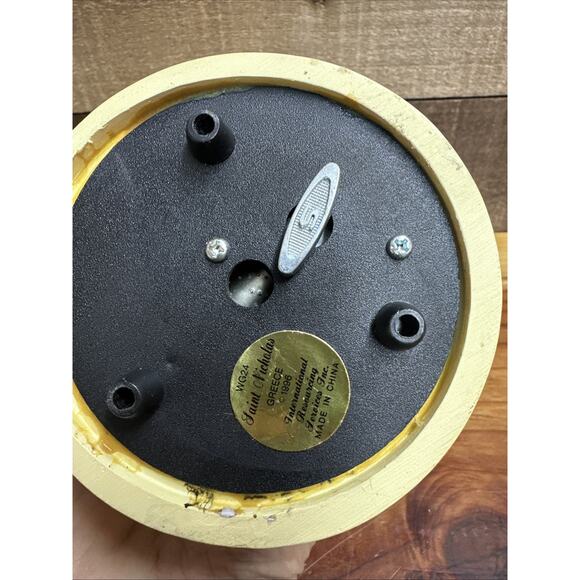 The International Santa Claus Collection St. Nicholas Greece Snowglobe In Box - Picture 7 of 8